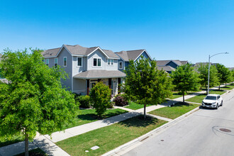 Goodnight Ranch-Townhomes in Austin, TX - Building Photo - Building Photo