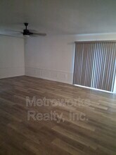 7016 Ridgetop Rd in North Richland Hills, TX - Foto de edificio - Building Photo