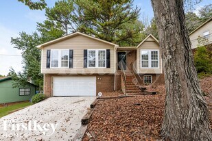 1839 Satterwhite St in Birmingham, AL - Building Photo