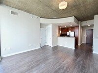 3324 Peachtree Rd NE in Atlanta, GA - Building Photo - Building Photo