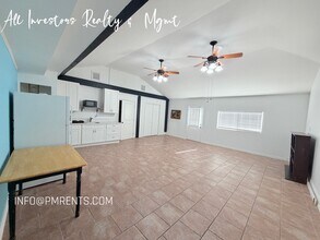 420 Hutchison St in Vista, CA - Building Photo - Building Photo