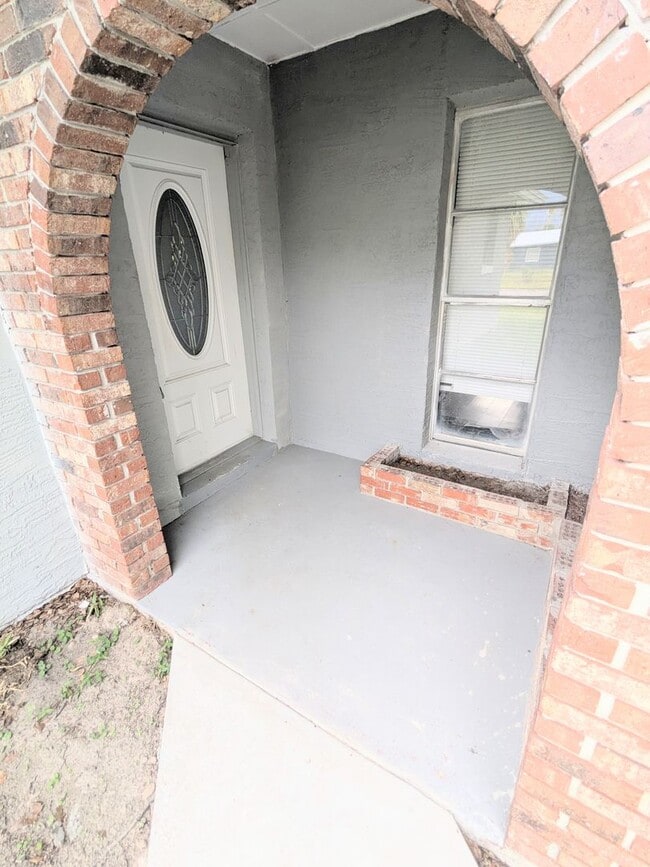 1640 Cedar Highlands Blvd in Daytona Beach, FL - Building Photo - Building Photo