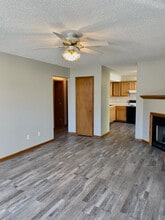1000 NE Lindsay Ave, Unit D in Lee's Summit, MO - Building Photo - Building Photo