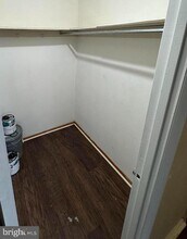 11919 Parklawn Dr in Rockville, MD - Building Photo - Building Photo