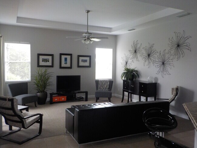 274 Montelluna Dr in Venice, FL - Building Photo - Building Photo
