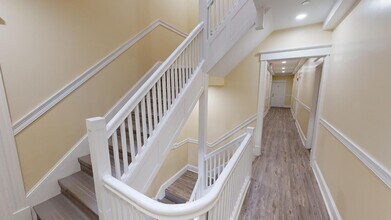 130 Sutherland Rd, Unit 1 in Boston, MA - Building Photo - Building Photo