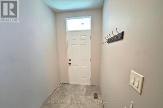 576 Bethune St in Peterborough, ON - Building Photo - Building Photo