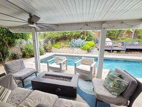 8073 Hillandale Dr in San Diego, CA - Building Photo - Building Photo