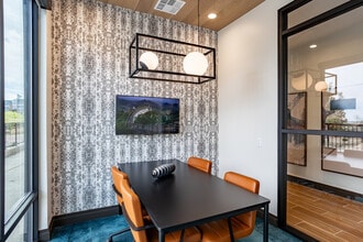The Lock at Flatirons in Broomfield, CO - Foto de edificio - Building Photo