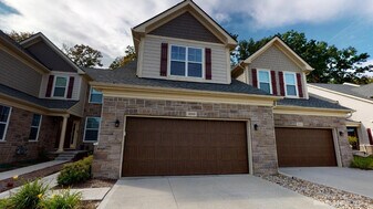 3010 N Spurway Dr in Ann Arbor, MI - Building Photo