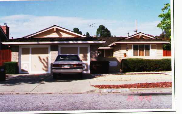 1173-1175 Sanchez Way in Redwood City, CA - Building Photo - Building Photo