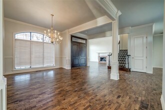 1300 Irvine Dr in Edmond, OK - Building Photo - Building Photo