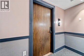 2782 Barton St E in Hamilton, ON - Building Photo - Building Photo