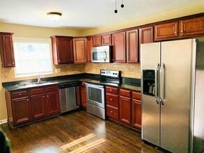 3467 Pheasant Ct in Decatur, GA - Building Photo - Building Photo