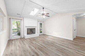 827 Ingraham Pl in Charlotte, NC - Building Photo - Building Photo