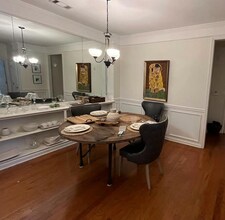 515 Sandringham Dr in Alpharetta, GA - Foto de edificio - Building Photo