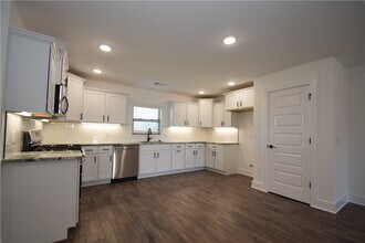 320 Palm St in Bentonville, AR - Building Photo - Building Photo