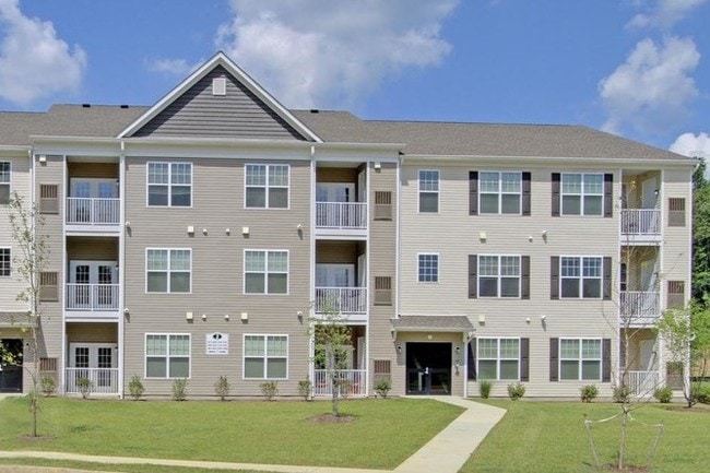 Mi-Place at West Rancocas in Mount Holly, NJ - Building Photo - Building Photo