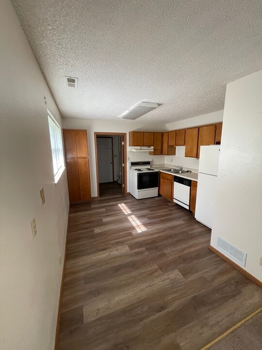 17901 E 18th Street Ct S in Independence, MO - Building Photo