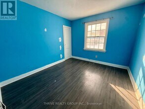1203 Dundas St in London, ON - Building Photo - Building Photo