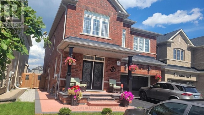 property at 33 Boathouse Rd