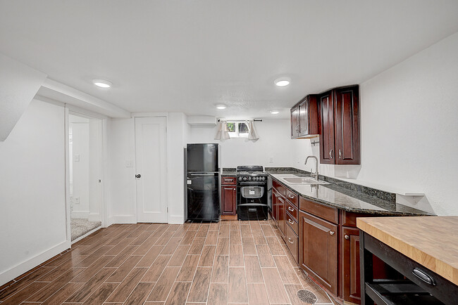 2125 E 13th Ave-Unit -B in Denver, CO - Building Photo - Building Photo