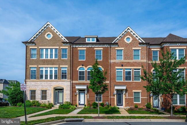 property at 20649 Duxbury Terrace