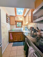 22 Highland Rd, Unit 2 in Somerville, MA - Building Photo - Building Photo