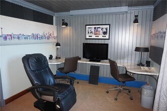 124-40 Swansea Ave in Syracuse, NY - Building Photo - Building Photo