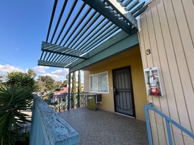 2340 W Greenacre Ave in Anaheim, CA - Building Photo