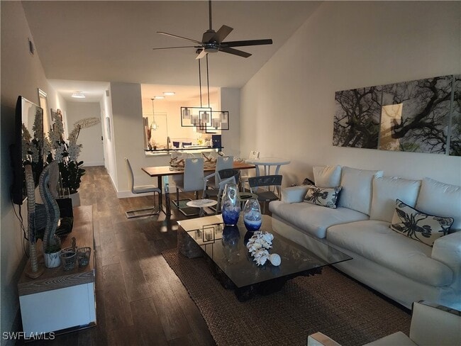 property at 220 Timber Lake Cir