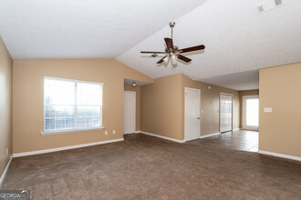 878 Shoals Ct in Atlanta, GA - Building Photo - Building Photo