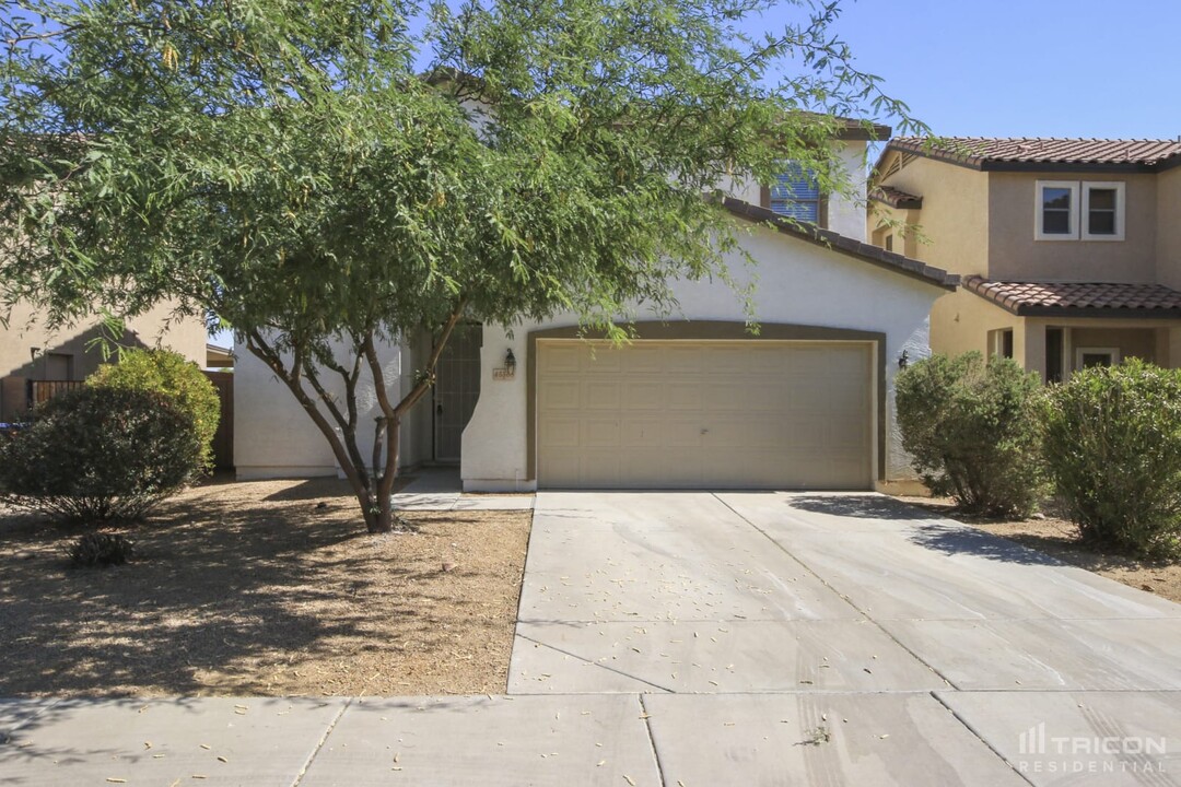 45508 W Barbara Ln in Maricopa, AZ - Building Photo