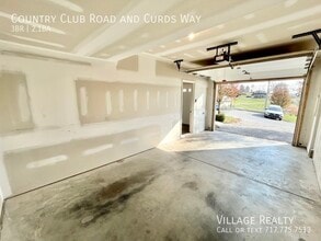 705 Country Club Rd in Red Lion, PA - Building Photo - Building Photo