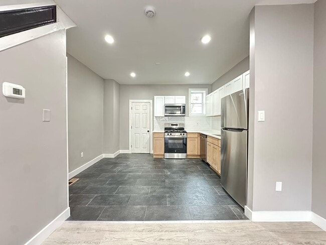 property at 2806 Cantrell St