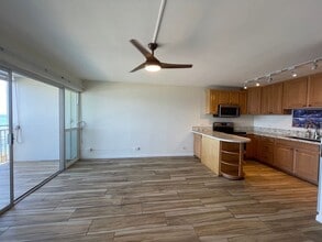 1403 Front St in Lahaina, HI - Building Photo - Building Photo