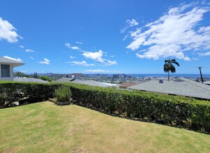 1156 Alewa Dr in Honolulu, HI - Building Photo - Building Photo