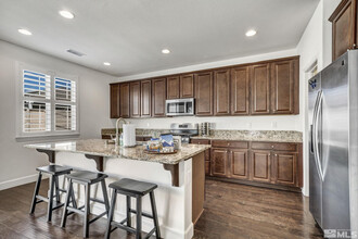 10345 Rollins Dr in Reno, NV - Building Photo - Building Photo
