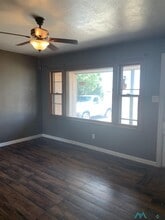 142 S Indio Ave in Portales, NM - Building Photo - Building Photo