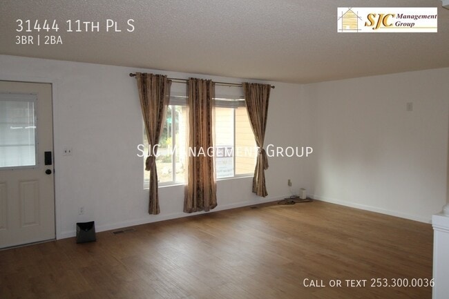 31444 11th Pl S in Federal Way, WA - Building Photo - Building Photo