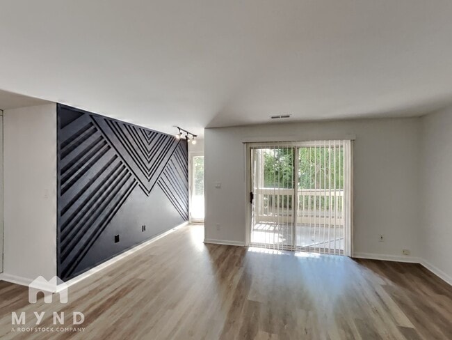 1021 Churchill Downs Ct in Charlotte, NC - Building Photo - Building Photo