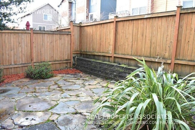 9211 Ashworth Ave N in Seattle, WA - Building Photo - Building Photo