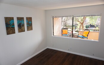 39199 Guardino Dr, Unit #278 in Fremont, CA - Foto de edificio - Building Photo