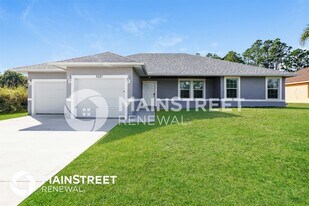 5227 3rd St W in Lehigh Acres, FL - Building Photo