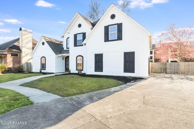 225 Durham Dr in Lafayette, LA - Building Photo - Building Photo
