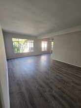 13531 Wyandotte St in Los Angeles, CA - Building Photo - Building Photo
