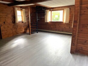 733 Pennsylvania Ave, Unit 3 in Erie, PA - Building Photo - Building Photo