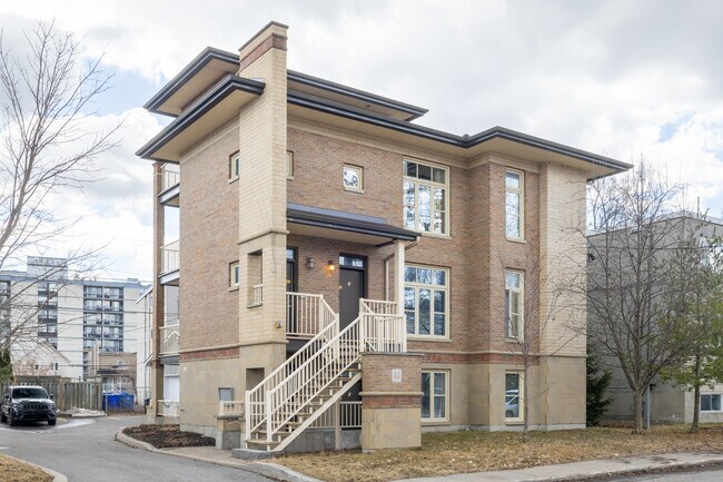 45 De Lanaudière St in Gatineau, QC - Building Photo - Primary Photo