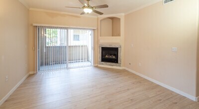 4875 S Balsam Way, Unit 10-101 in Littleton, CO - Building Photo - Building Photo