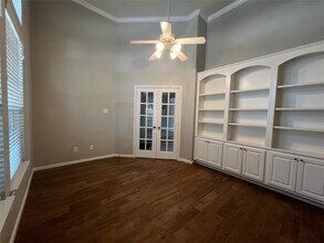 23606 Rollinford Ln in Katy, TX - Foto de edificio - Building Photo
